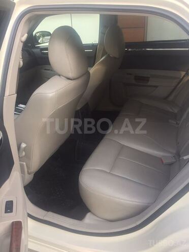 Chrysler 300C 2005, 147,000 km - 3.5 л - Bakı