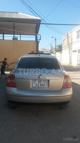 Volkswagen Passat 2004, 122,000 km - 1.8 л - Bakı
