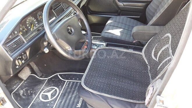 Mercedes 190 1992, 213,645 km - 2.0 l - Bakı