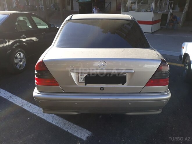 Mercedes C 180 1998, 206,000 km - 2.4 л - Bakı