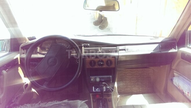 Mercedes 190 1991, 355,000 km - 2.0 l - Bakı