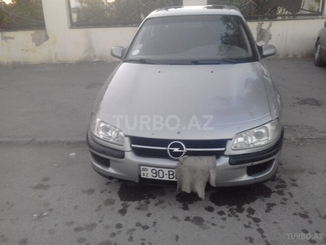 Opel Omega 1994, 200,000 km - 2.0 л - Quba