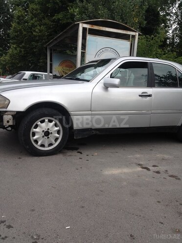 Mercedes C 220 1994, 445,000 km - 2.2 l - Şəki