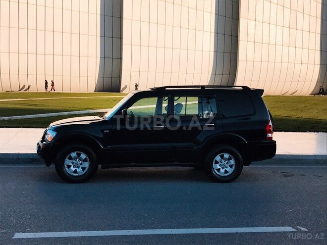 Mitsubishi Pajero 2006, 151,000 km - 3.0 l - Bakı