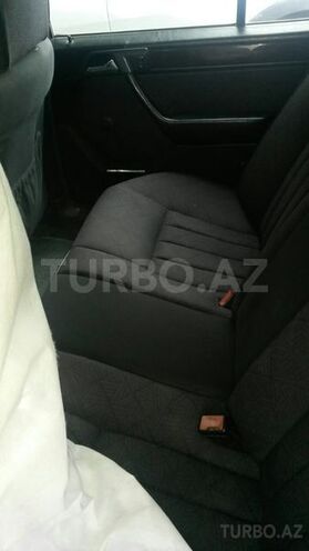 Mercedes E 280 1994, 376,000 km - 2.8 l - Bakı