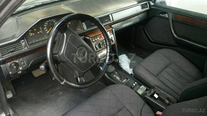 Mercedes E 280 1994, 376,000 km - 2.8 l - Bakı