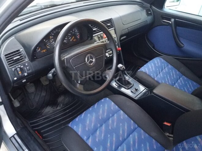 Mercedes C 180 1999, 176,000 km - 1.8 л - Bakı
