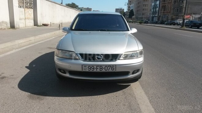 Opel Vectra 2001, 210,000 km - 1.6 l - Bakı