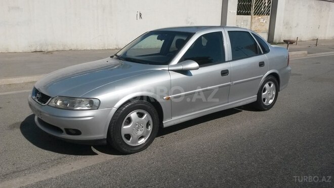 Opel Vectra 2001, 210,000 km - 1.6 l - Bakı