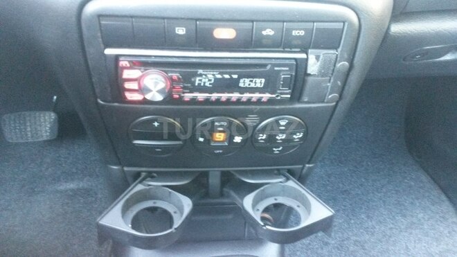 Opel Vectra 2001, 210,000 km - 1.6 l - Bakı