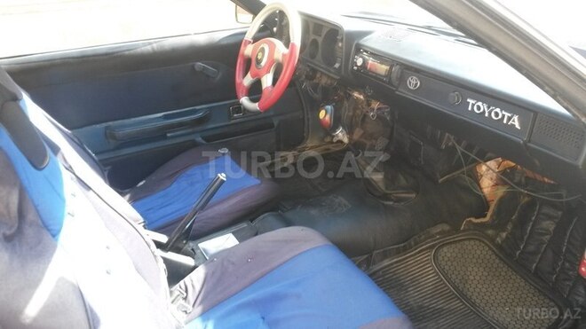 Toyota Corolla 1982, 240,000 km - 1.3 l - Bakı