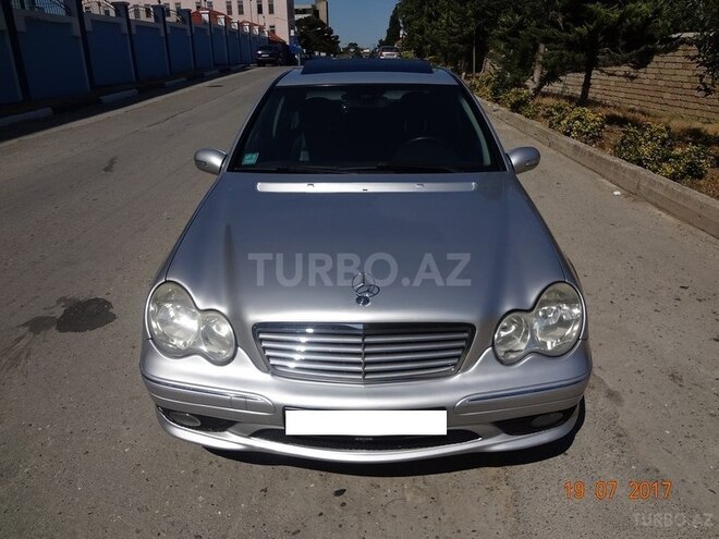 Mercedes C 230 2006, 260,000 km - 2.5 l - Bakı