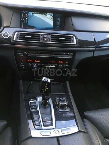 BMW 750 2010, 90,000 km - 4.4 l - Bakı