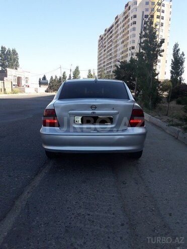 Opel Vectra 1996, 176,500 km - 2.0 л - Bakı