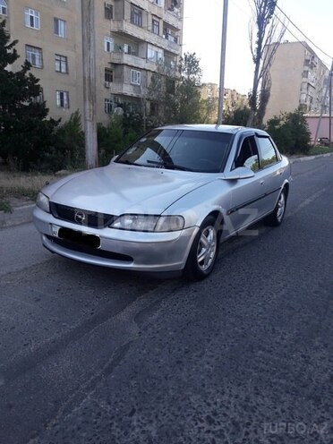 Opel Vectra 1996, 176,500 km - 2.0 л - Bakı