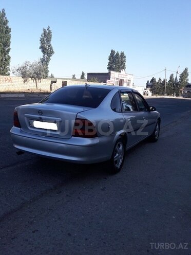 Opel Vectra 1996, 176,500 km - 2.0 л - Bakı