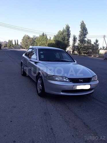 Opel Vectra 1996, 176,500 km - 2.0 л - Bakı