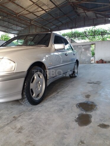 Mercedes C 180 1999, 267,000 km - 1.8 l - Goranboy