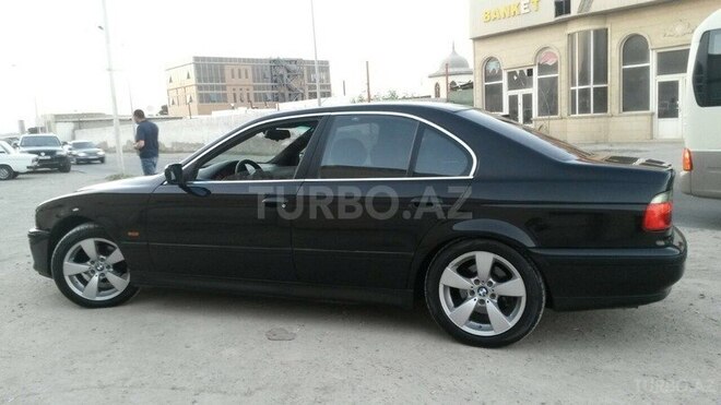 BMW 528 1998, 280,000 km - 2.8 l - Sumqayıt