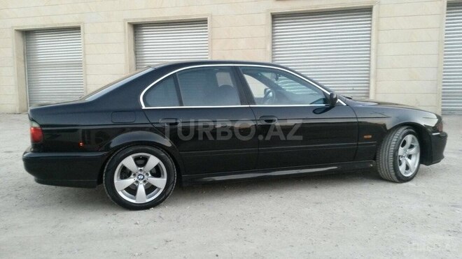 BMW 528 1998, 280,000 km - 2.8 l - Sumqayıt
