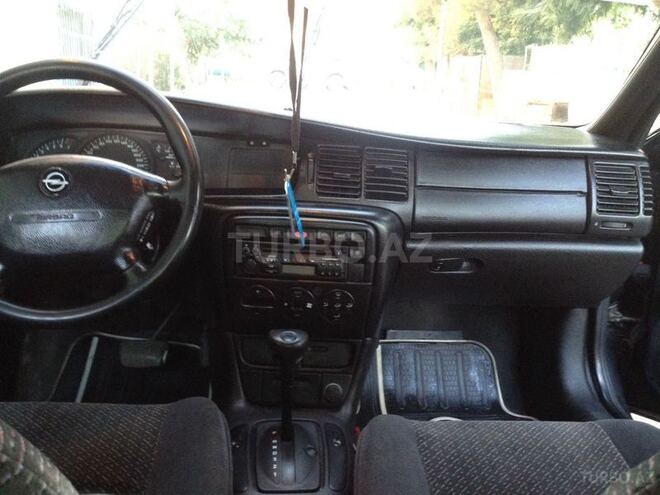 Opel Vectra 1997, 249,200 km - 2.0 л - Bakı