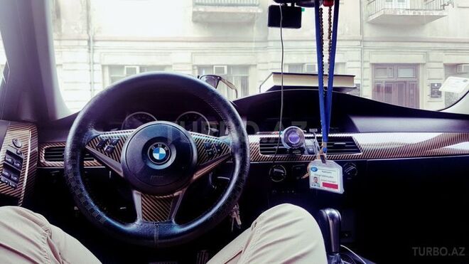 BMW 523 2005, 273,000 km - 2.2 l - Bakı