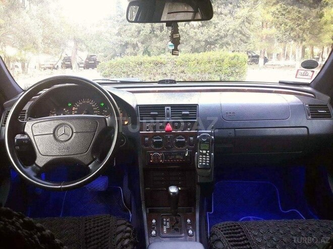 Mercedes C 240 1999, 304,000 km - 2.4 l - Sumqayıt