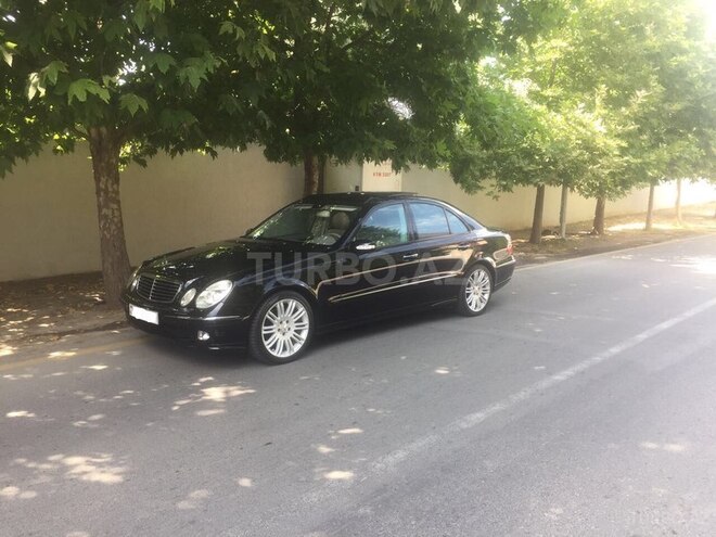 Mercedes E 320 2002, 205,000 km - 2.7 l - Bakı