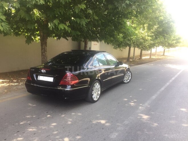 Mercedes E 320 2002, 205,000 km - 2.7 l - Bakı