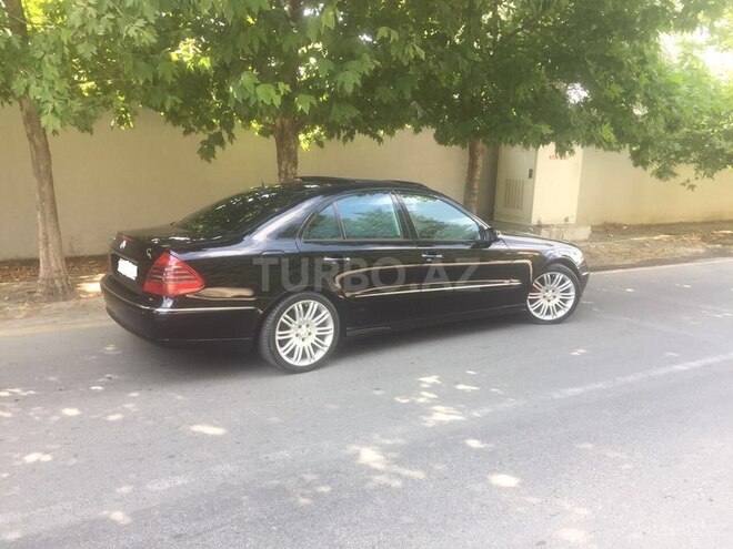Mercedes E 320 2002, 205,000 km - 2.7 l - Bakı