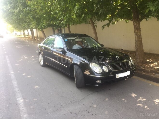 Mercedes E 320 2002, 205,000 km - 2.7 l - Bakı