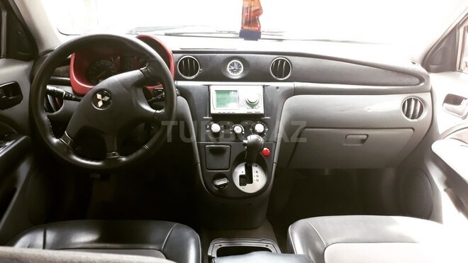 Mitsubishi Airtrek 2001, 371,000 km - 2.0 l - Qazax