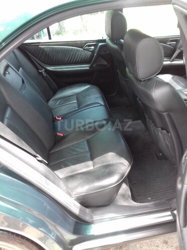Mercedes E 280 1999, 20,900 km - 0.3 l - Beyləqan