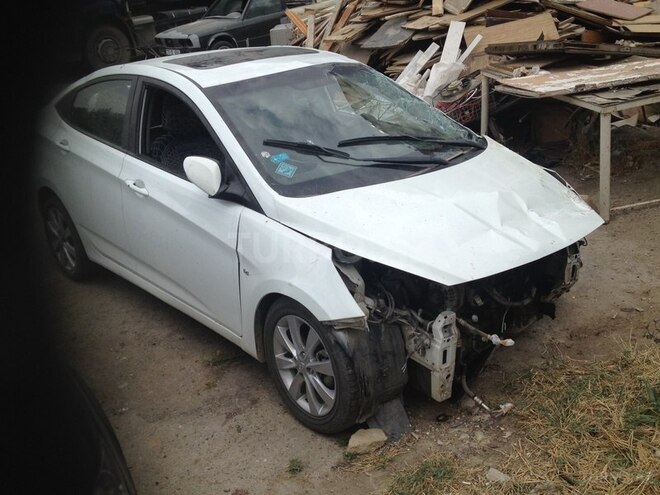Hyundai Accent 2012, 91,000 km - 1.6 l - Bakı