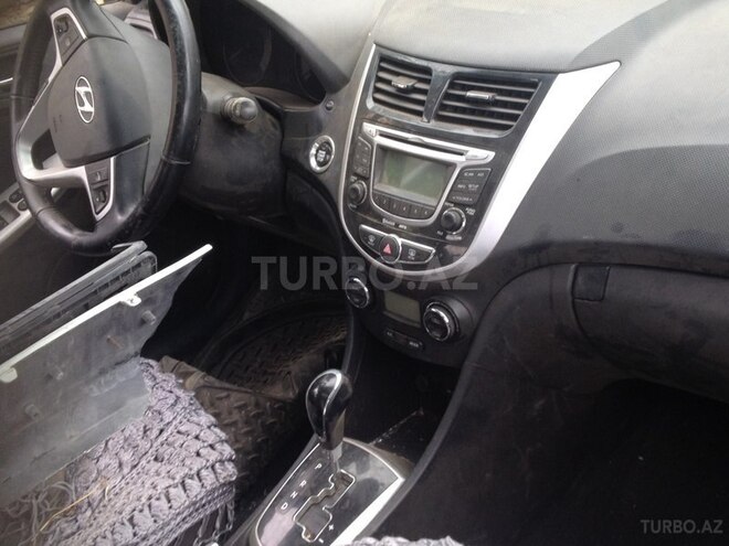 Hyundai Accent 2012, 91,000 km - 1.6 l - Bakı