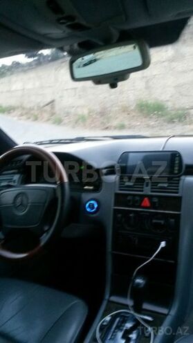 Mercedes E 230 1996, 290,000 km - 0.3 l - Bakı