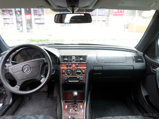 Mercedes C 180 1999, 305,755 km - 1.8 l - Bakı