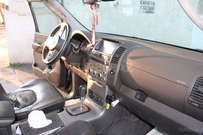 Nissan Pathfinder 2006, 233,000 km - 2.5 l - Bakı
