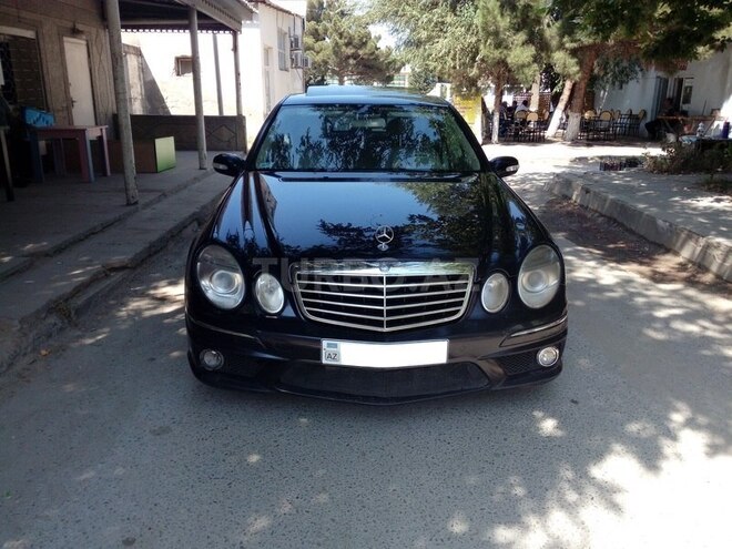 Mercedes E 350 2004, 182,300 km - 3.5 l - Sumqayıt