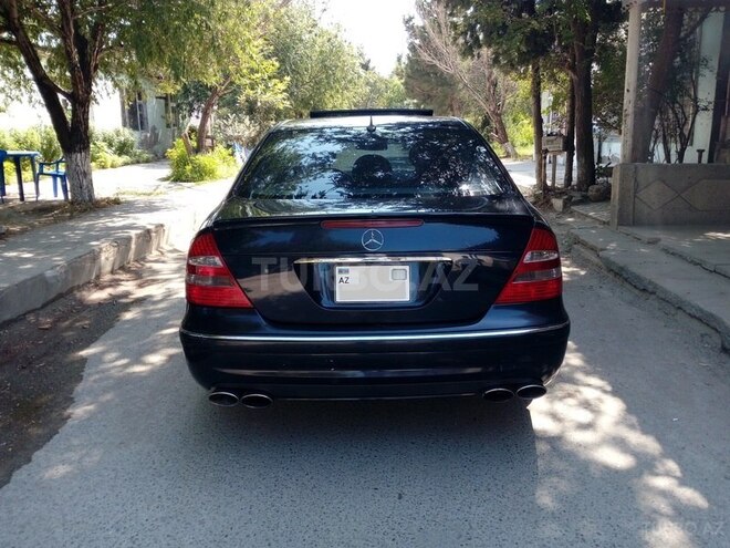 Mercedes E 350 2004, 182,300 km - 3.5 l - Sumqayıt
