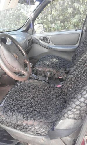 Chevrolet Niva 2004, 33,300 km - 1.7 л - Yardımlı