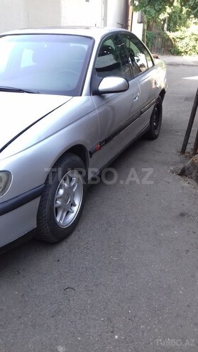 Opel Omega 1999, 307,305 km - 0.3 l - Bakı