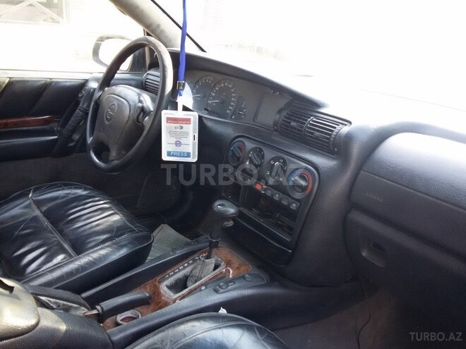 Opel Omega 1994, 300,000 km - 2.0 l - Bakı