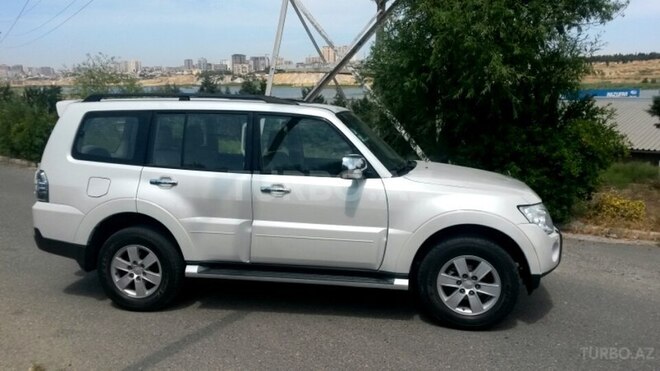 Mitsubishi Pajero 2007, 97,000 km - 3.0 л - Bakı