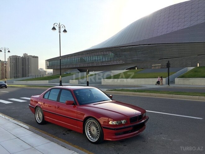 BMW 740 2000, 196,000 km - 4.4 l - Bakı
