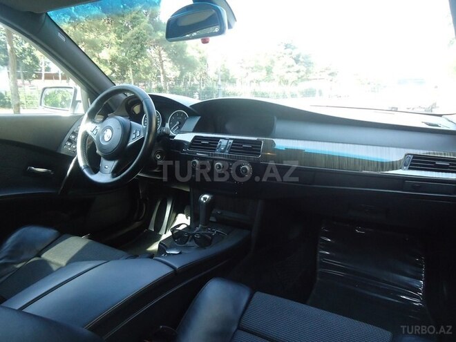 BMW 525 2005, 175,000 km - 2.5 l - Bakı