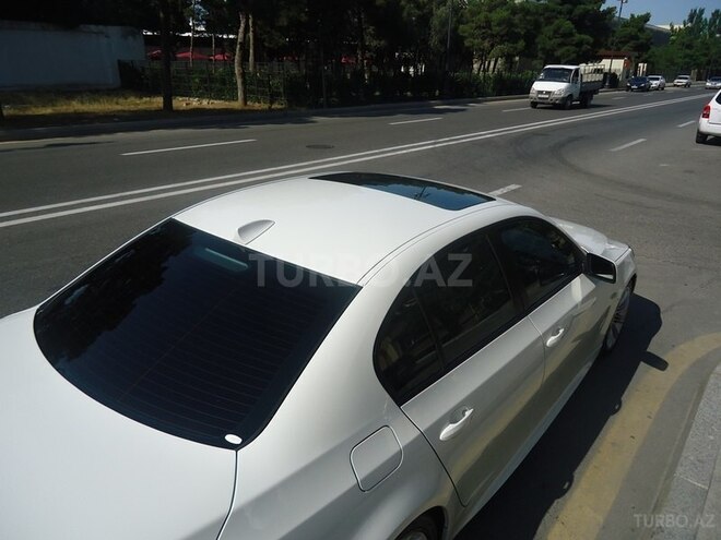 BMW 525 2005, 175,000 km - 2.5 l - Bakı
