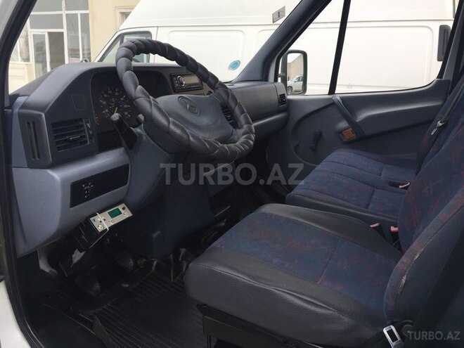 Mercedes Sprinter 412 1999, 250,369 km - 2.9 l - Sumqayıt