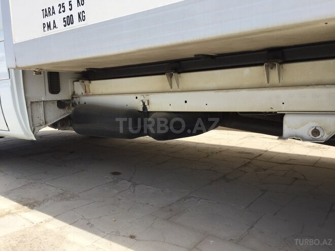 Mercedes Sprinter 412 1999, 250,369 km - 2.9 l - Sumqayıt