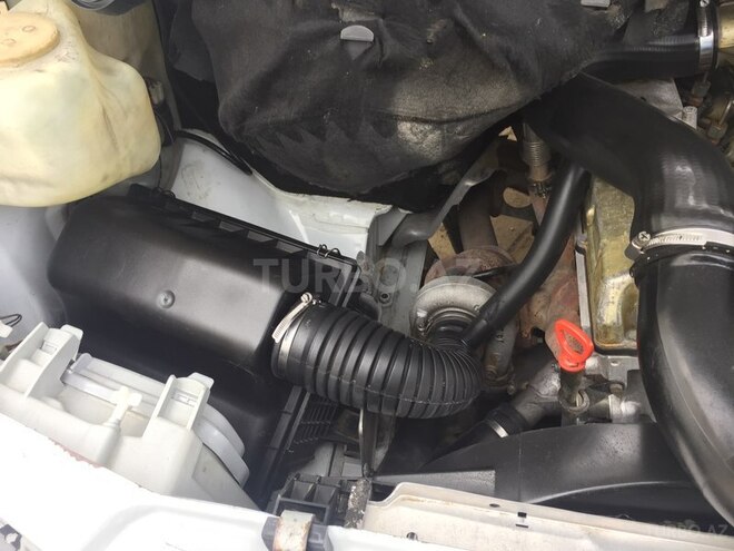 Mercedes Sprinter 412 1999, 250,369 km - 2.9 l - Sumqayıt
